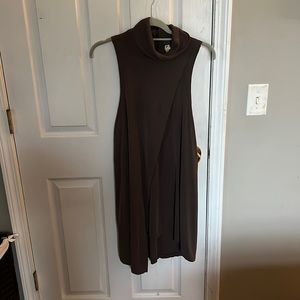 Greyish colored sleeveless dress